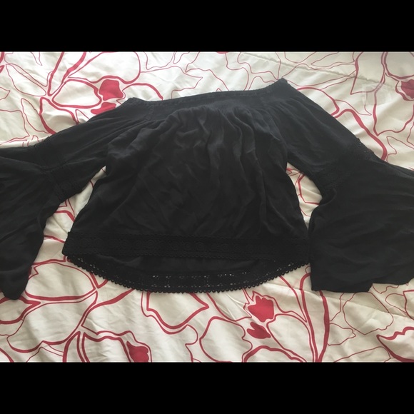 Bohemian Hollister  black top - Picture 3 of 3